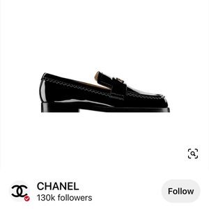 Extremely rare Chanel patent loafers - 39